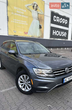 Позашляховик / Кросовер Volkswagen Tiguan 2018 в 