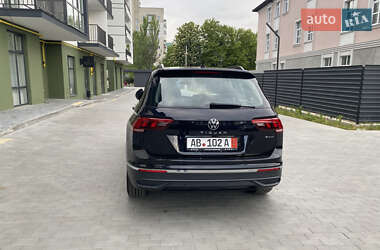 Позашляховик / Кросовер Volkswagen Tiguan 2021 в 