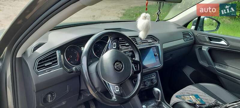 Внедорожник / Кроссовер Volkswagen Tiguan 2017 в Житомире фото 8 Внедорожник / Кроссовер Volkswagen Tiguan 2017 в Житомире