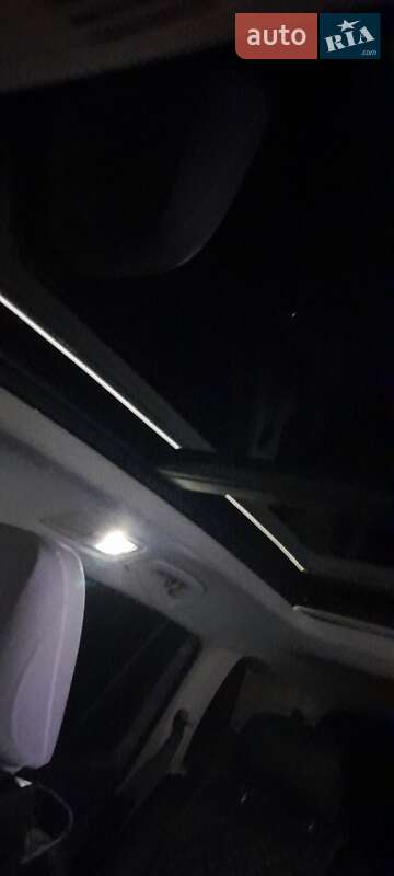 Внедорожник / Кроссовер Volkswagen Tiguan 2017 в Житомире фото 21 Внедорожник / Кроссовер Volkswagen Tiguan 2017 в Житомире