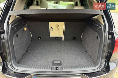 Позашляховик / Кросовер Volkswagen Tiguan 2014 в 
