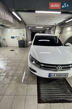 Внедорожник / Кроссовер Volkswagen Tiguan 2012 в Киеве