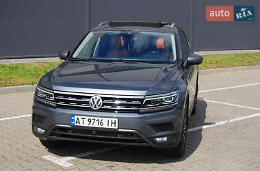 Позашляховик / Кросовер Volkswagen Tiguan 2018 в Івано-Франківську
