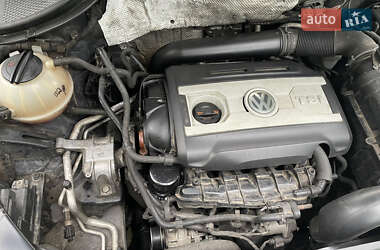 Внедорожник / Кроссовер Volkswagen Tiguan 2013 в 