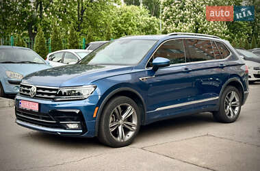 Внедорожник / Кроссовер Volkswagen Tiguan 2018 в Киеве