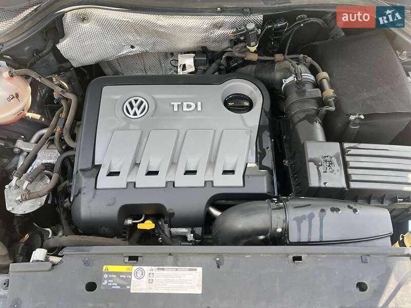 Внедорожник / Кроссовер Volkswagen Tiguan 2014 в Днепре