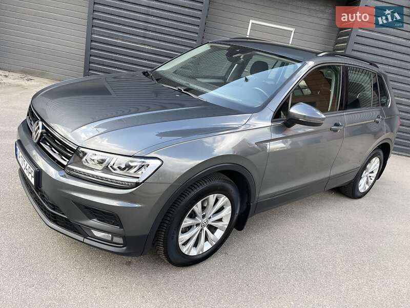 Внедорожник / Кроссовер Volkswagen Tiguan 2019 в Киеве