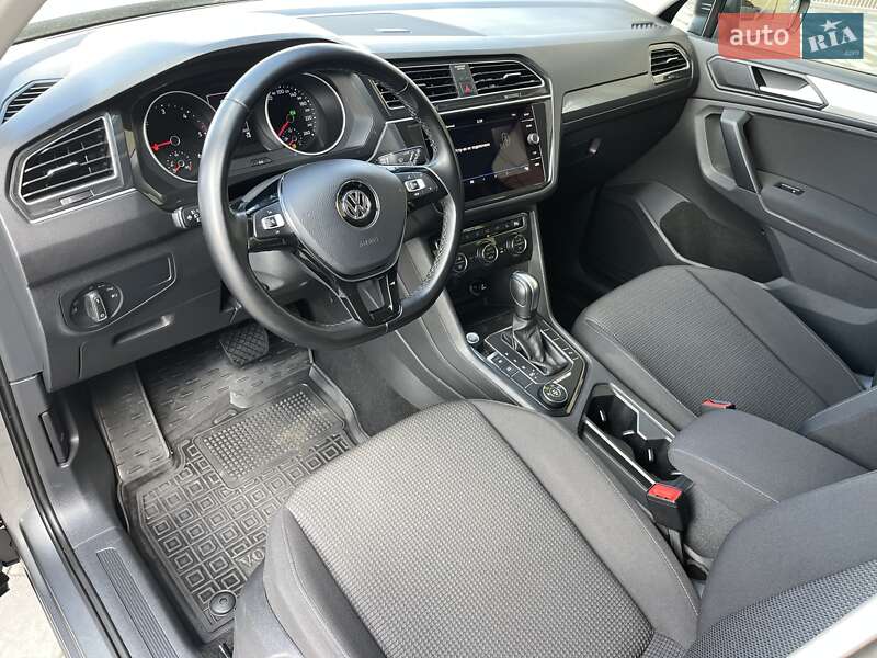 Внедорожник / Кроссовер Volkswagen Tiguan 2019 в Киеве
