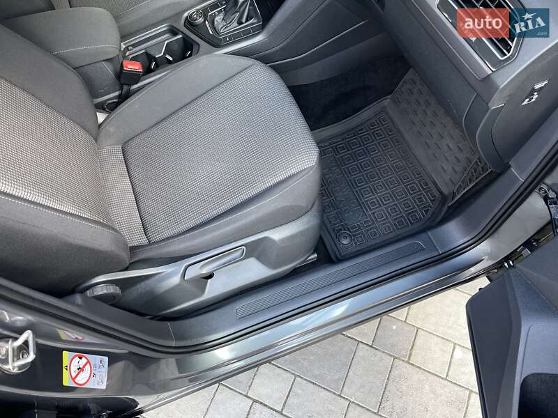 Внедорожник / Кроссовер Volkswagen Tiguan 2019 в Киеве