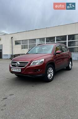 Позашляховик / Кросовер Volkswagen Tiguan 2010 в Запоріжжі