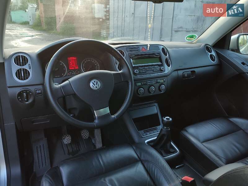 Внедорожник / Кроссовер Volkswagen Tiguan 2008 в Дрогобыче