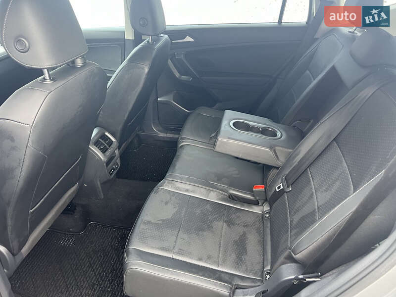 Внедорожник / Кроссовер Volkswagen Tiguan 2019 в Ивано-Франковске