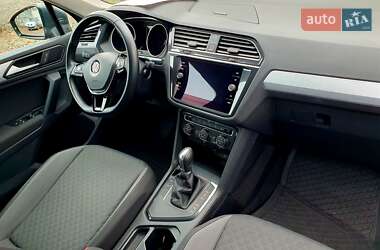 Внедорожник / Кроссовер Volkswagen Tiguan 2019 в 