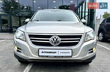 Внедорожник / Кроссовер Volkswagen Tiguan 2010 в 