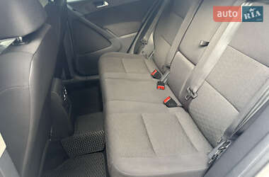 Позашляховик / Кросовер Volkswagen Tiguan 2013 в 