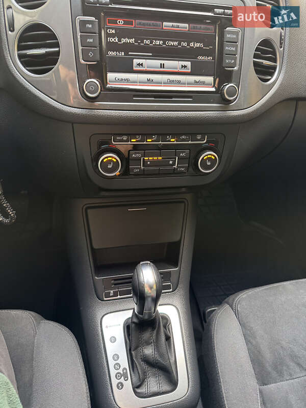 Внедорожник / Кроссовер Volkswagen Tiguan 2013 в Хусте
