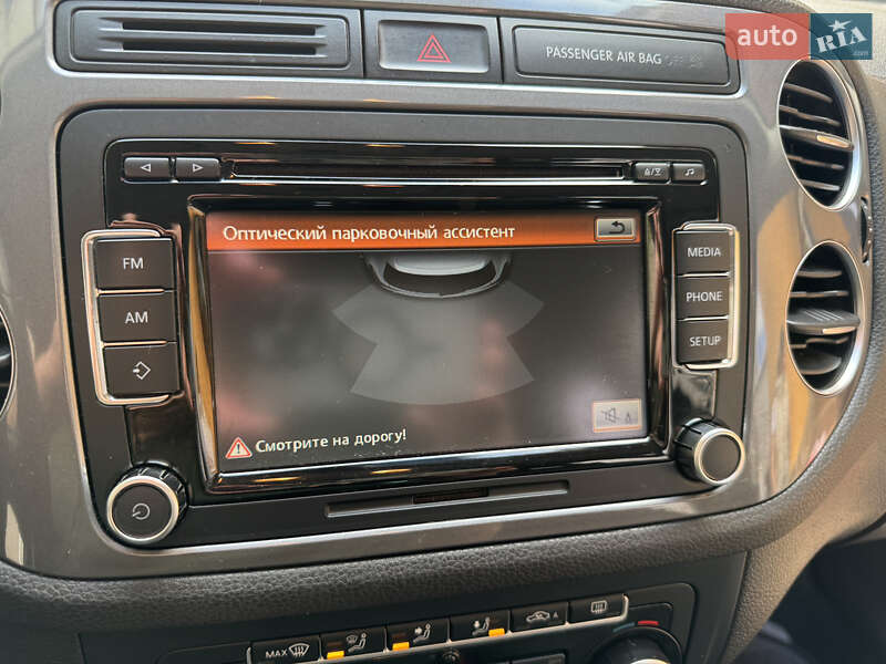 Внедорожник / Кроссовер Volkswagen Tiguan 2013 в Хусте