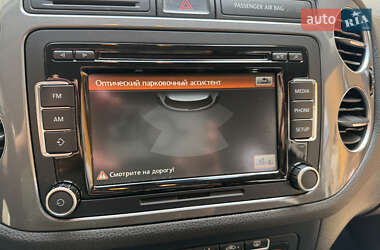 Внедорожник / Кроссовер Volkswagen Tiguan 2013 в 
