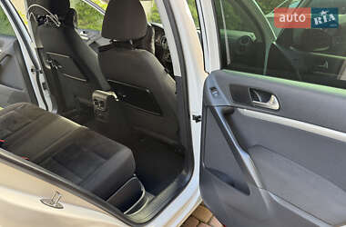 Внедорожник / Кроссовер Volkswagen Tiguan 2013 в 