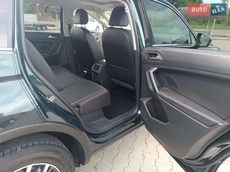 Внедорожник / Кроссовер Volkswagen Tiguan 2019 в Черновцах фото 11 Внедорожник / Кроссовер Volkswagen Tiguan 2019 в Черновцах