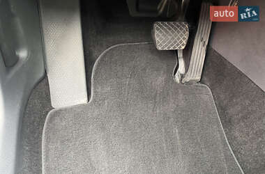 Внедорожник / Кроссовер Volkswagen Tiguan 2010 в 