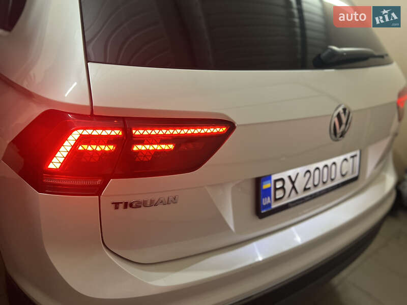 Внедорожник / Кроссовер Volkswagen Tiguan 2019 в Хмельницком