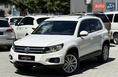 Внедорожник / Кроссовер Volkswagen Tiguan 2013 в 