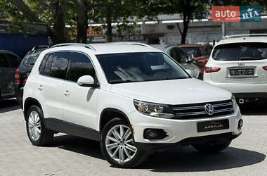 Внедорожник / Кроссовер Volkswagen Tiguan 2013 в 