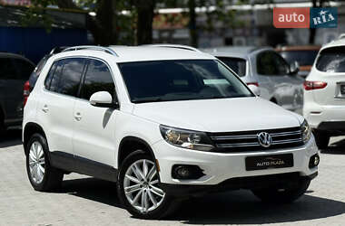 Внедорожник / Кроссовер Volkswagen Tiguan 2013 в 
