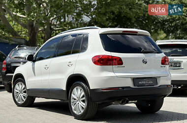 Внедорожник / Кроссовер Volkswagen Tiguan 2013 в 