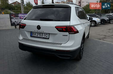 Внедорожник / Кроссовер Volkswagen Tiguan 2022 в 