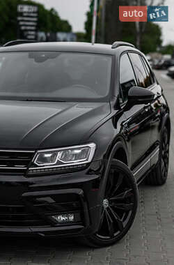 Внедорожник / Кроссовер Volkswagen Tiguan 2020 в 