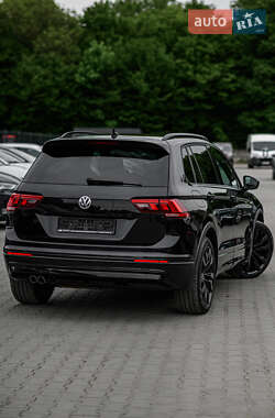 Внедорожник / Кроссовер Volkswagen Tiguan 2020 в 