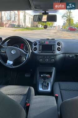 Позашляховик / Кросовер Volkswagen Tiguan 2008 в 