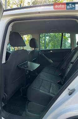 Позашляховик / Кросовер Volkswagen Tiguan 2008 в 