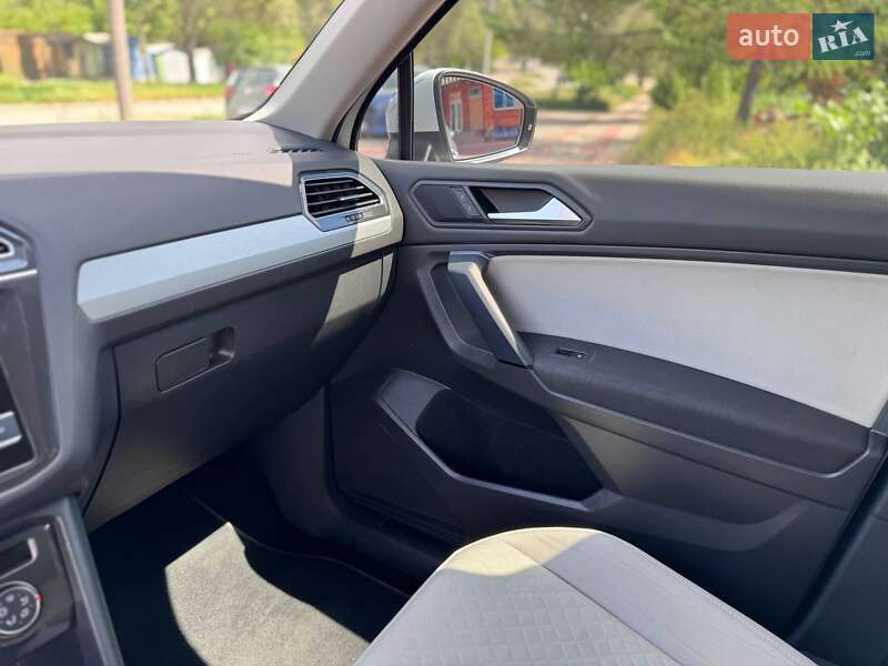 Внедорожник / Кроссовер Volkswagen Tiguan 2018 в Запорожье