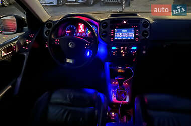 Внедорожник / Кроссовер Volkswagen Tiguan 2008 в 