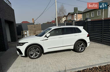 Внедорожник / Кроссовер Volkswagen Tiguan 2023 в Чернигове