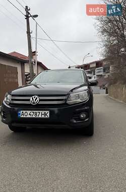 Внедорожник / Кроссовер Volkswagen Tiguan 2018 в 