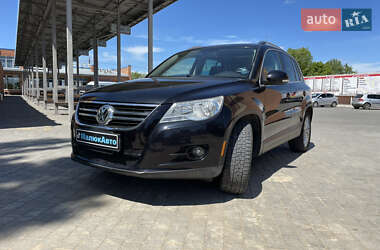 Внедорожник / Кроссовер Volkswagen Tiguan 2008 в 