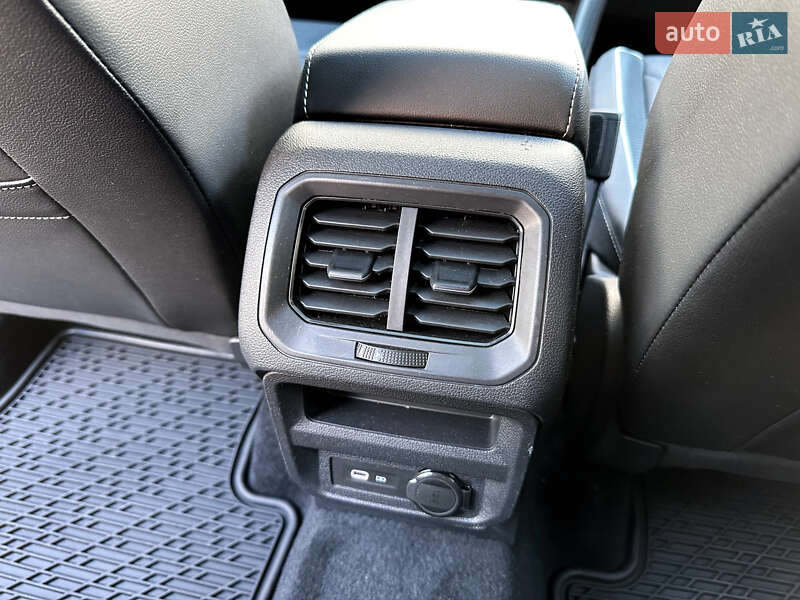 Позашляховик / Кросовер Volkswagen Tiguan 2023 в Києві