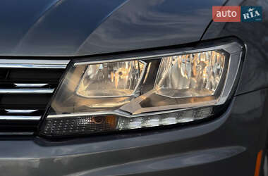 Позашляховик / Кросовер Volkswagen Tiguan 2019 в 