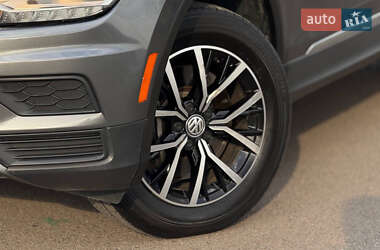 Позашляховик / Кросовер Volkswagen Tiguan 2019 в 