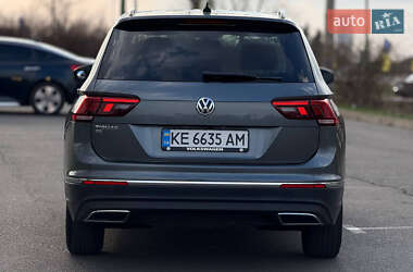Позашляховик / Кросовер Volkswagen Tiguan 2019 в 