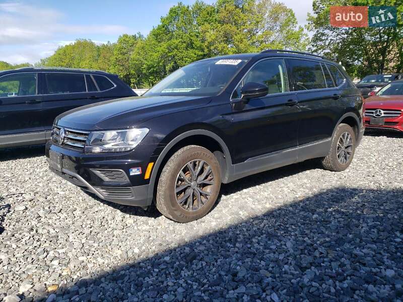 Внедорожник / Кроссовер Volkswagen Tiguan 2020 в 