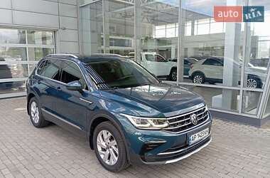 Внедорожник / Кроссовер Volkswagen Tiguan 2021 в 
