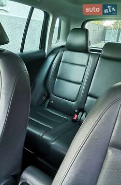 Внедорожник / Кроссовер Volkswagen Tiguan 2013 в 