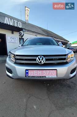 Позашляховик / Кросовер Volkswagen Tiguan 2017 в 