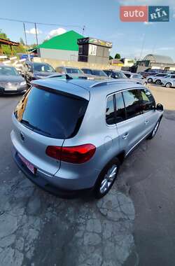 Позашляховик / Кросовер Volkswagen Tiguan 2017 в 