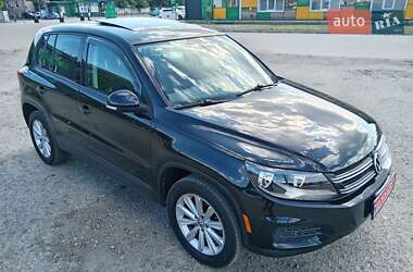 Внедорожник / Кроссовер Volkswagen Tiguan 2012 в 